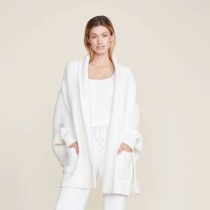 Barefoot Dreams cozyChic blanket wrap - pearl